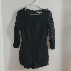 Look at those legs romper!